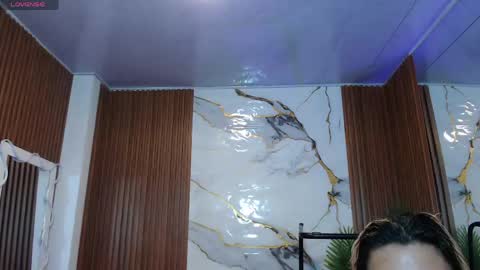 Snapshot of alonddra_tay chatting on 05-06-26, 11:26 alonddra_tay online show from 05-06-26, 11:26