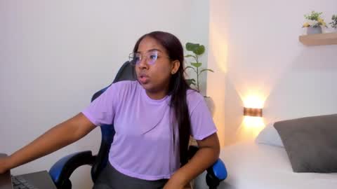 A L O N D R A online show from 05-22-26, 07:52
