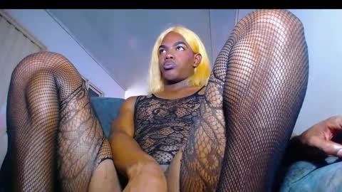 Snapshot of alondra_bigcockxxx chatting on 11-07-25, 04:07 alondra online show from 11-07-25, 04:07