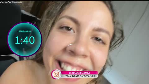 Snapshot of alondra_on_fire chatting on 10-17-25, 04:09 Alondra Suarez online show from 10-17-25, 04:09