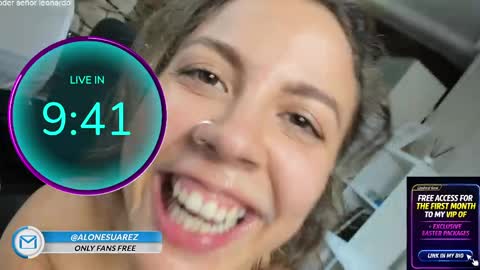 Snapshot of alondra_on_fire chatting on 04-05-26, 11:29 Alondra Suarez online show from 04-05-26, 11:29