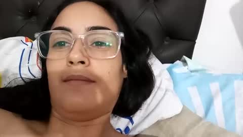 Contreras online show from 10-09-25, 04:21