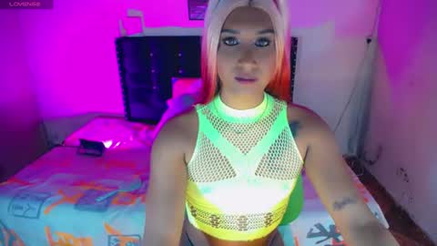 alondragill_ online show from 07-01-26, 02:46
