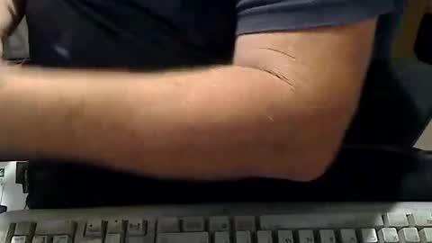 Loooopy online show from 09-17-25, 05:03