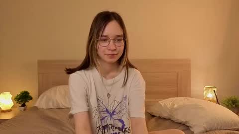 Alorenna online show from 04-29-26, 04:00