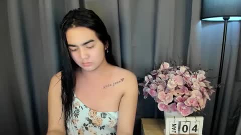 alovelydollnica online show from 01-04-25, 10:49