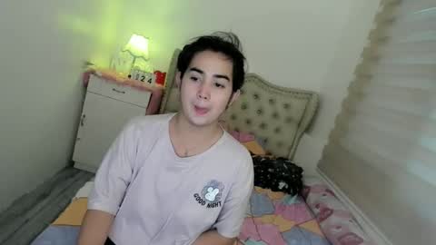 alovelydollnica online show from 11-24-25, 05:51