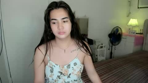 Snapshot of alovelydollnica chatting on 02-14-26, 12:29 alovelydollnica online show from 02-14-26, 12:29