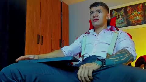 alpha_dominus_ online show from 09-20-25, 04:13