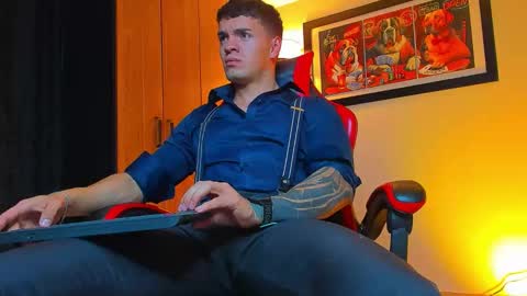 alpha_dominus_ online show from 11-16-25, 03:56