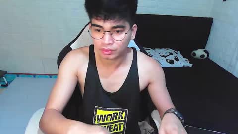 Snapshot of alpha_rider chatting on 10-22-25, 03:29 Angelo online show from 10-22-25, 03:29
