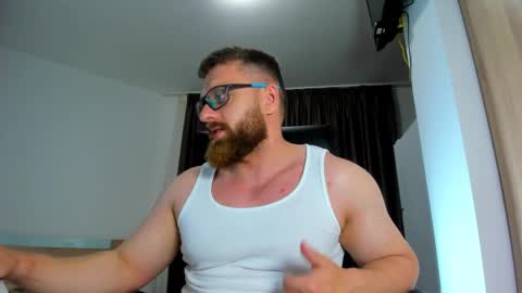Snapshot of alphaalexxx chatting on 06-06-26, 05:06 Alphaalexxx Lets reach Me 100 thumbs up online show from 06-06-26, 05:06