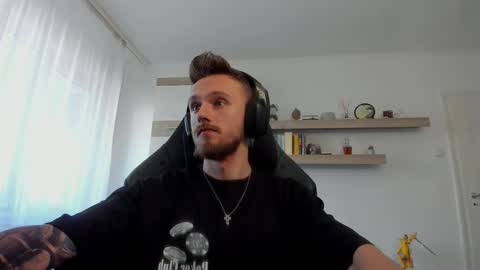 Andi online show from 11-22-25, 10:58