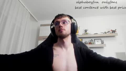 Snapshot of alphaboyfun chatting on 02-21-26, 06:53 Andi online show from 02-21-26, 06:53