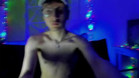 Snapshot of alphadioniso chatting on 12-18-25, 08:04 Dioniso online show from 12-18-25, 08:04