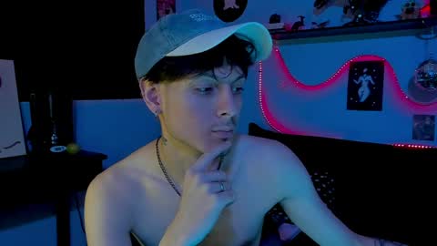 Snapshot of alphadioniso chatting on 05-20-26, 01:12 Dioniso online show from 05-20-26, 01:12