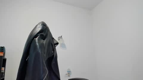 LeatherMaster online show from 12-26-24, 10:59