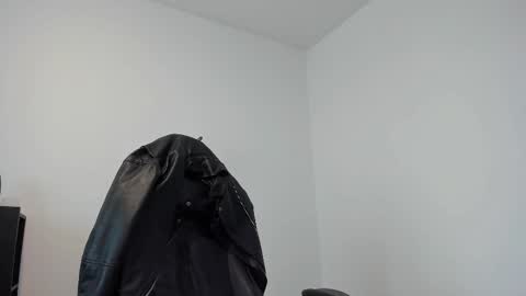 LeatherMaster online show from 09-20-25, 06:25