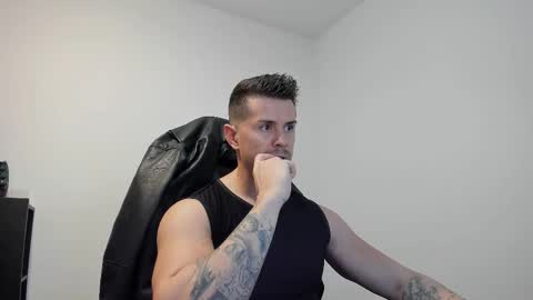 LeatherMaster online show from 09-27-25, 04:01