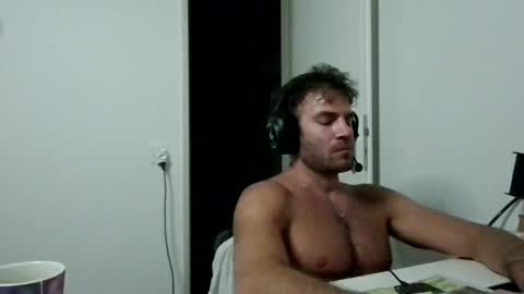 Snapshot of alphah_hunk chatting on 08-05-26, 08:00 alphah_hunk online show from 08-05-26, 08:00