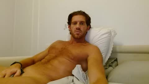 Snapshot of alphahung23 chatting on 10-06-25, 09:34 alphahung23 online show from 10-06-25, 09:34