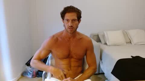 Snapshot of alphahung23 chatting on 10-20-25, 08:37 alphahung23 online show from 10-20-25, 08:37