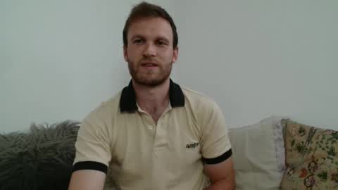 Snapshot of alphajacks1996 chatting on 05-04-26, 05:31 AlphaJacks online show from 05-04-26, 05:31