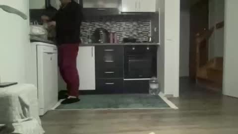 Snapshot of alphandre chatting on 01-16-25, 04:39 AlphAndre online show from 01-16-25, 04:39