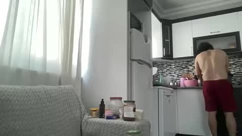 Snapshot of alphandre chatting on 02-01-25, 12:37 AlphAndre online show from 02-01-25, 12:37