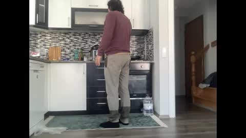 Snapshot of alphandre chatting on 02-19-25, 06:44 AlphAndre online show from 02-19-25, 06:44