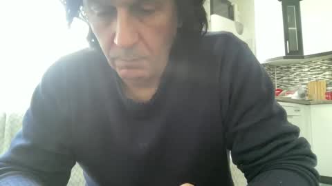 Snapshot of alphandre chatting on 02-21-25, 08:40 AlphAndre online show from 02-21-25, 08:40