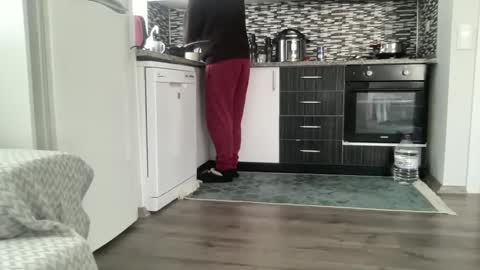 Snapshot of alphandre chatting on 02-26-25, 08:15 AlphAndre online show from 02-26-25, 08:15