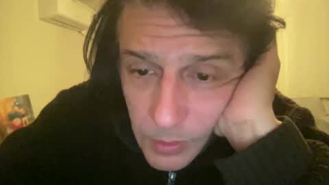 Snapshot of alphandre chatting on 02-26-25, 07:05 AlphAndre online show from 02-26-25, 07:05