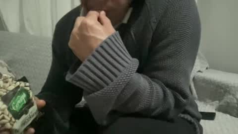 Snapshot of alphandre chatting on 03-11-25, 05:57 AlphAndre online show from 03-11-25, 05:57