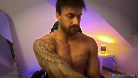 Snapshot of alphastud25 chatting on 04-28-26, 12:21 alphastud25 online show from 04-28-26, 12:21