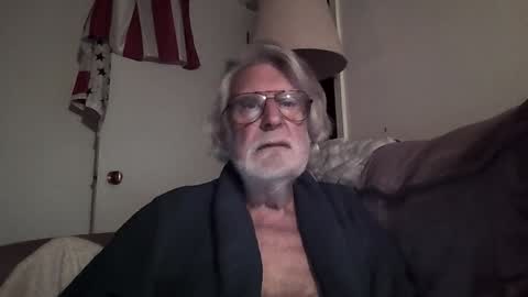 AlphaUniform online show from 12-04-24, 01:31