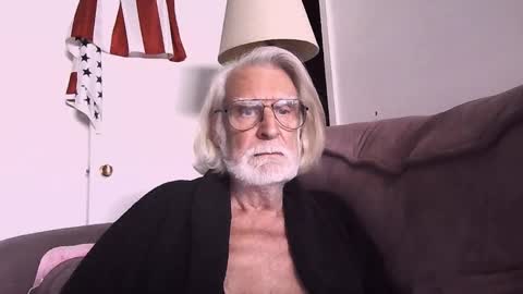 AlphaUniform online show from 11-22-25, 05:01