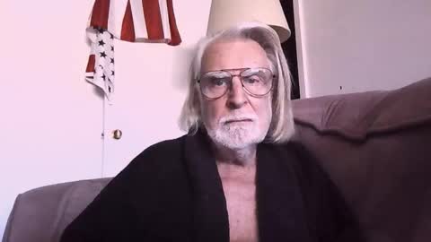 AlphaUniform online show from 02-01-26, 08:07