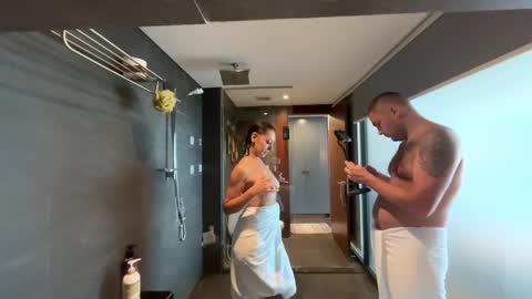 Snapshot of alpsxsiberia chatting on 04-29-26, 06:06 Dan Nati online show from 04-29-26, 06:06