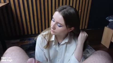 Woland  Alice Pugh online show from 09-25-25, 06:44