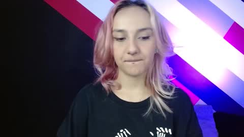 Alter  online show from 01-20-25, 05:48