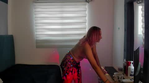 Alter  online show from 09-15-25, 11:54