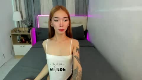 Snapshot of althea_xx chatting on 04-11-26, 04:33 Andrea online show from 04-11-26, 04:33