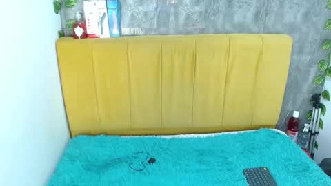 alunnaclarkcm online show from 02-01-26, 11:58