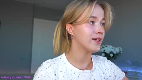 Amelia NEXT STREAM  online show from 10-08-25, 01:53