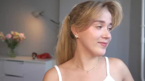 Amelia NEXT STREAM  online show from 05-15-26, 02:24