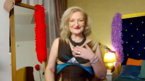 Alura Jenson online show from 05-13-26, 09:22