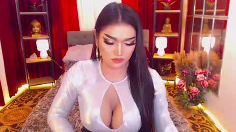 Alura Jhenson online show from 01-22-25, 10:37