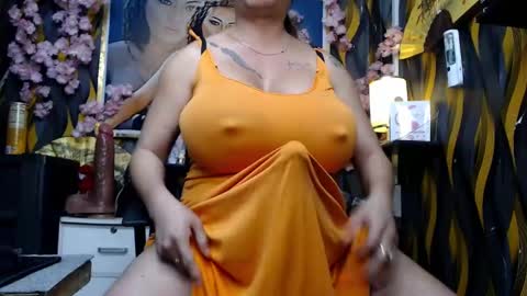 SARAHEYHEYHUGECOCK online show from 12-23-24, 01:18