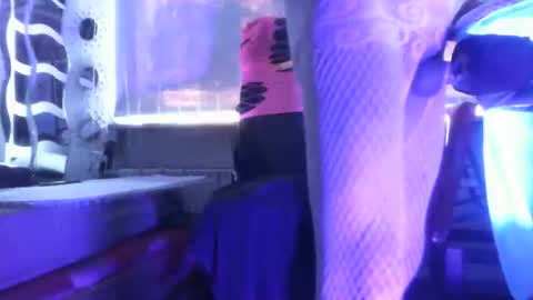 HoneyMelonGuy online show from 11-29-25, 09:23